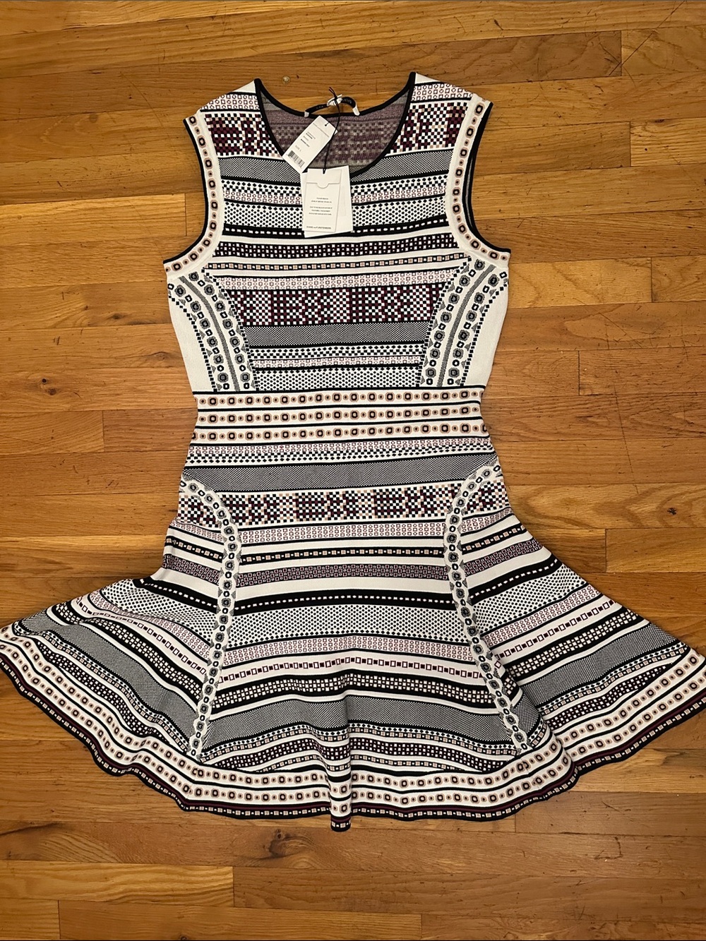 Girls Sleeveless Patterned Fit-and-Flare Dress in Black & White
